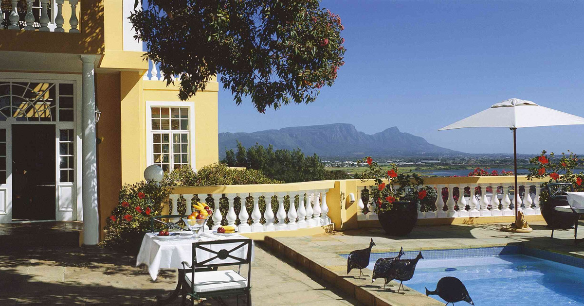 Colona Castle Hotel Cape Town Rhino Africa